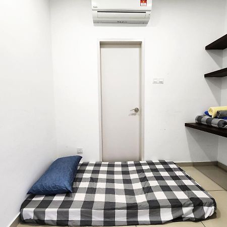 Lavender Suite # Shah Alam I-City Block B Homestay # 2R1B #Free Wifi & Parking Esterno foto
