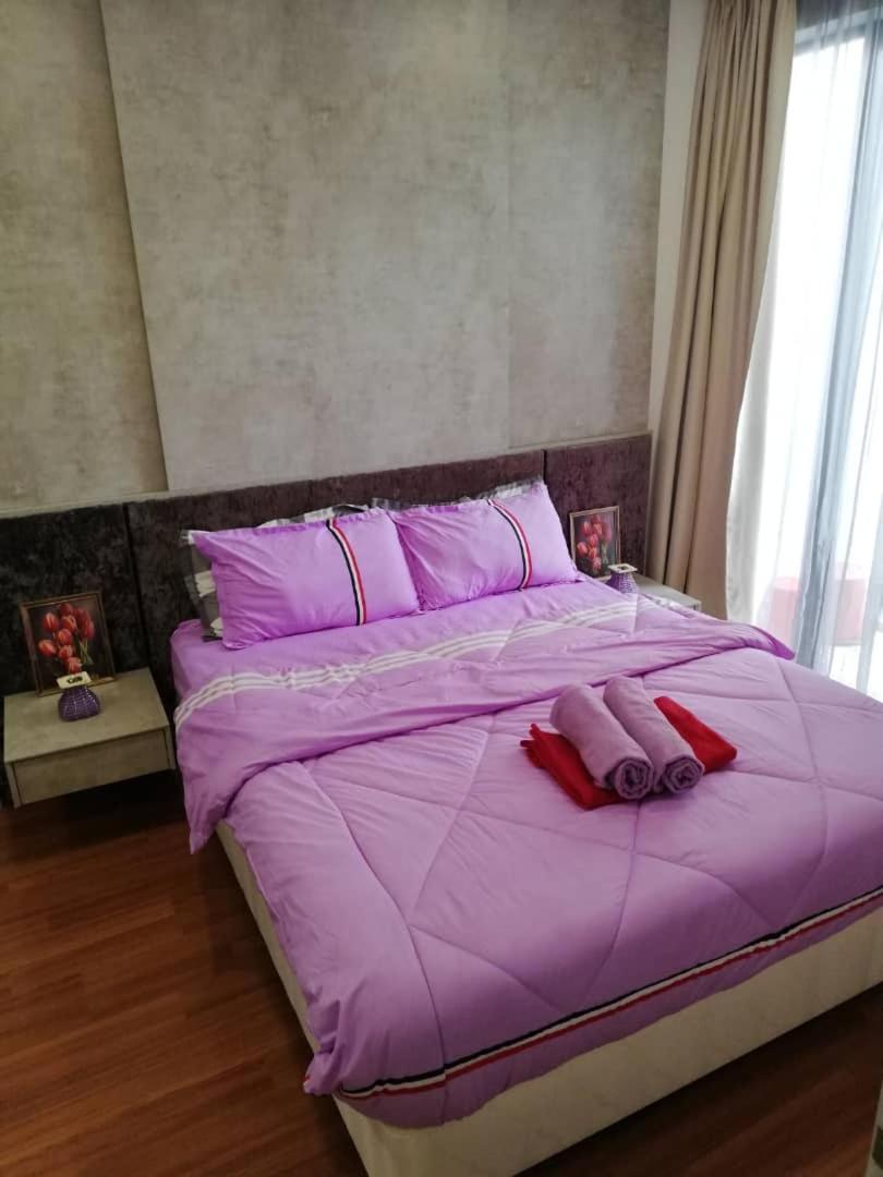 Lavender Suite # Shah Alam I-City Block B Homestay # 2R1B #Free Wifi & Parking Esterno foto